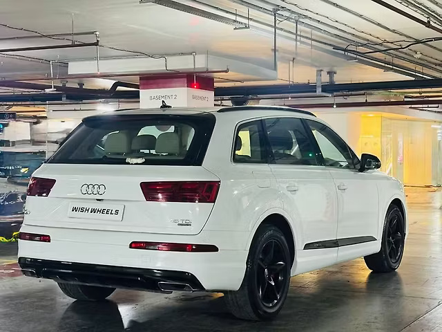 Audi 2018 Audi Q7 45 TDI Premium Plus